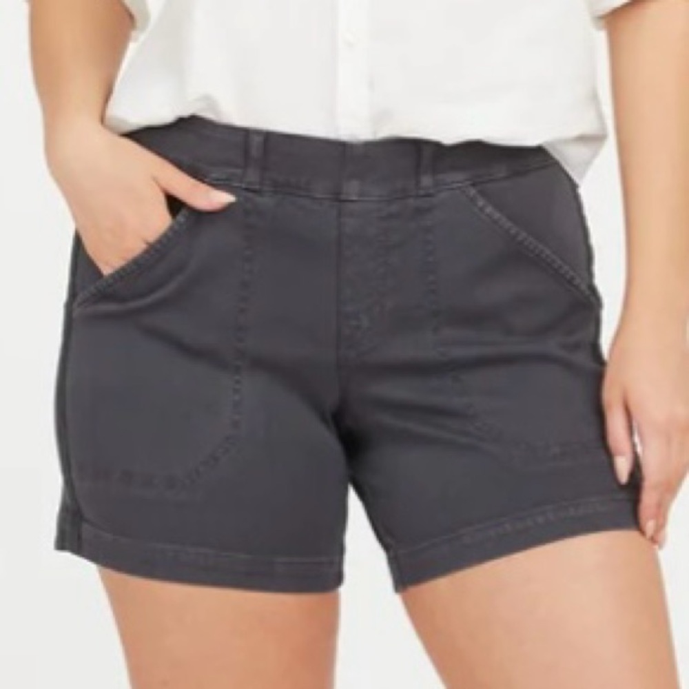 Women’s SPANX Stretch Twill Shorts, Charcoal Black, Pull on Size Small
